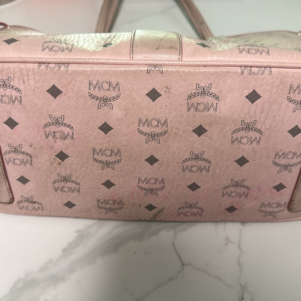 MCM reversible tote - Picture 5 of 5